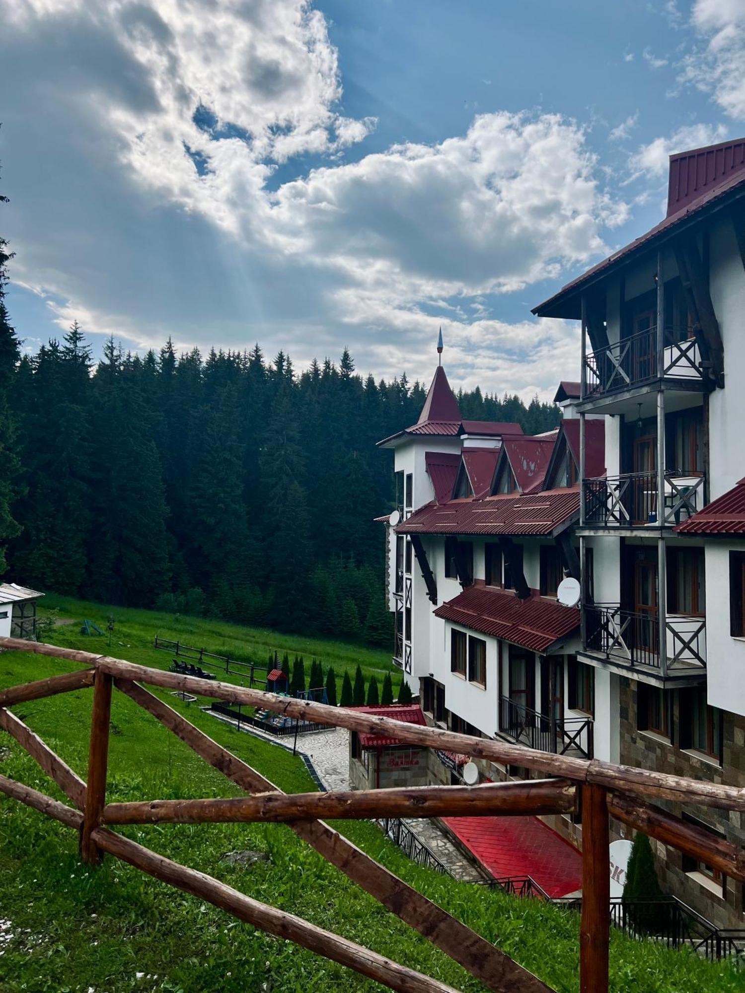 Апартамент Касъл Pamporovo Exterior foto